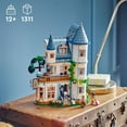 thumbnail image 4 of LEGO Friends Le château d’hôtes 42638 Ensemble de construction (1311 pièces), 4 of 5