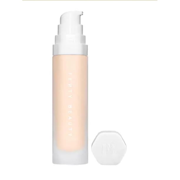 Base de maquillaje FENTY BEAUTY Soft'Lit Naturally Luminous 32 ml