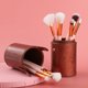 thumbnail image 4 of Soporte portátil para brochas de maquillaje, organizador de brochas cosméticas vacías, caja de barril de almacenamiento, café brillante, 4 of 8