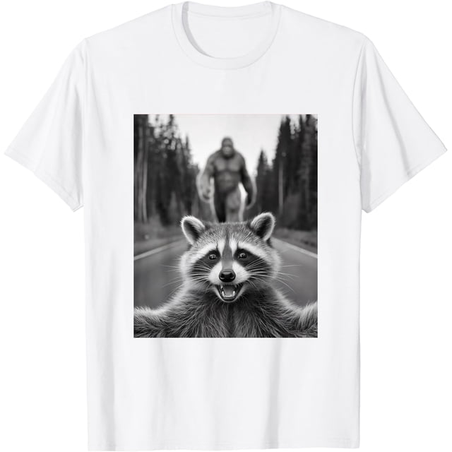 Camiseta de mapache asustado con pie grande y divertido mapache