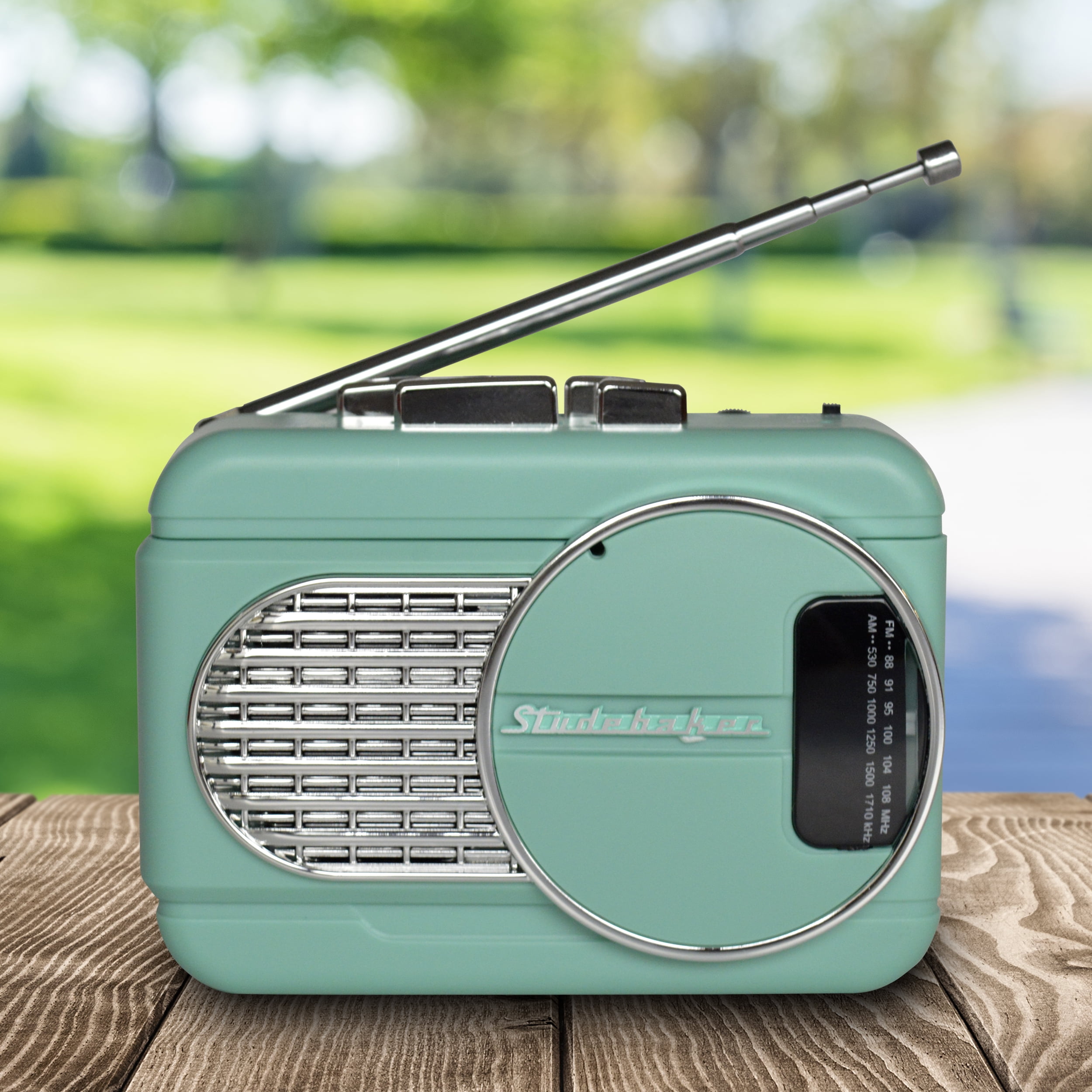 Studebaker WALKABOUT II Personal Stereo Cassette Player with AM/FM Stereo Radio and Built-in Speaker