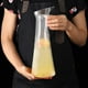 thumbnail image 5 of Botella de jugo Jadeshay jarra de Acrílico transparente 1,4 L, 5 of 8