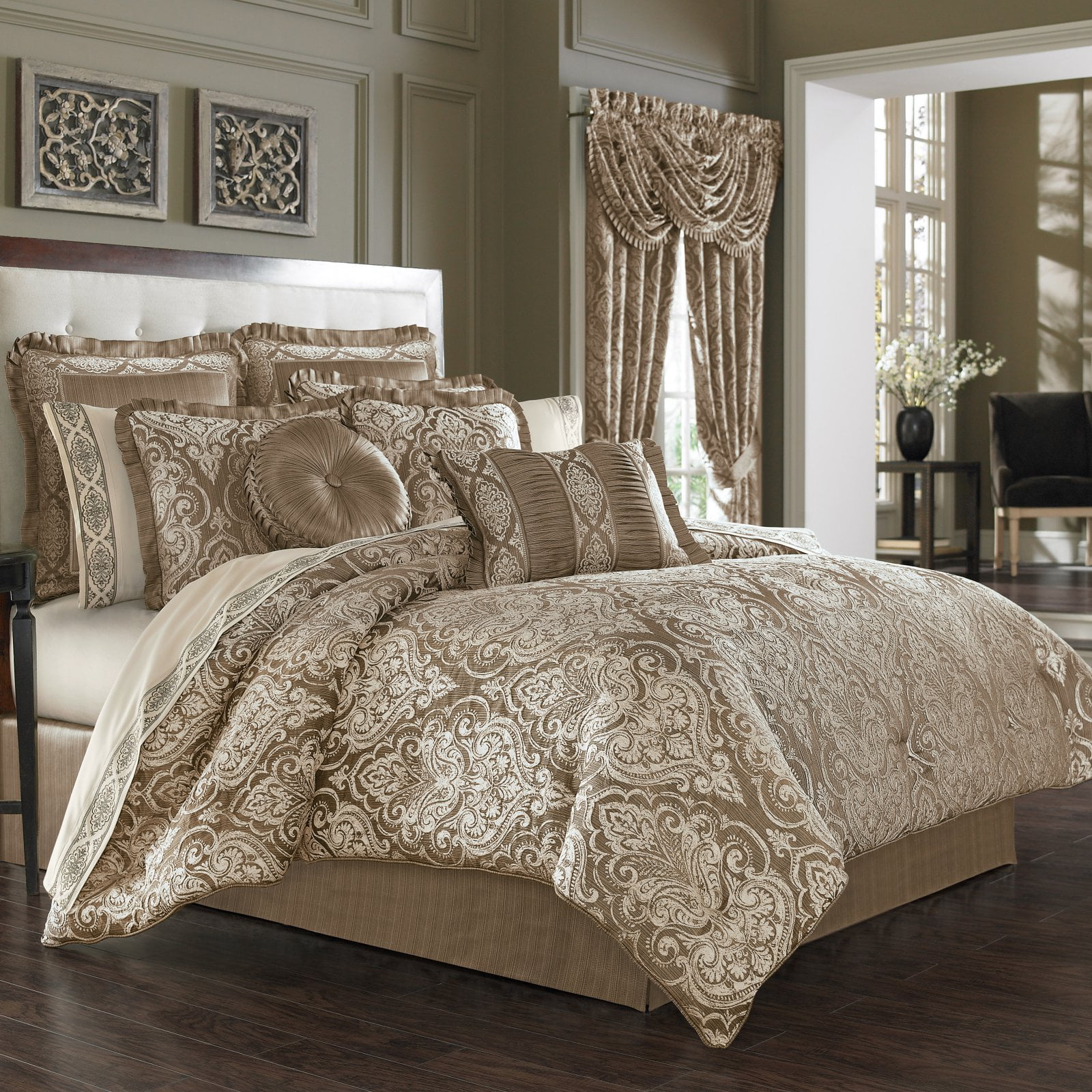 Stanford 4 Piece Comforter Set By Five Queens Court