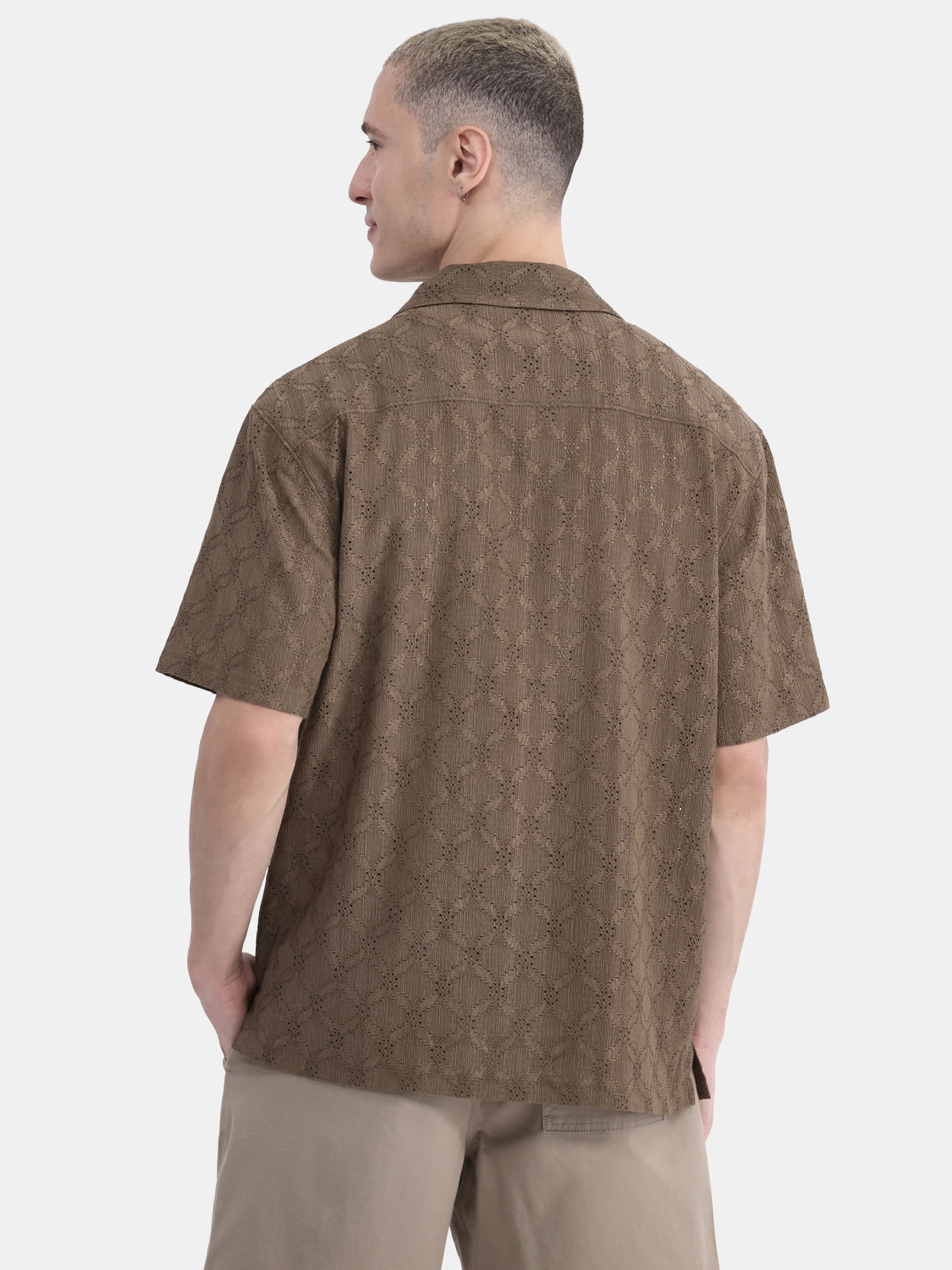 No Boundaries Men's & Big Men's Eyelet Short Sleeve Button Up Shirt, Sizes XS-3XL