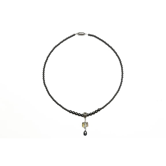 MagneHealth Black Freshwater Pearl, Crystal Cube and Black Magnetic Hematite Necklace, 18 Inches