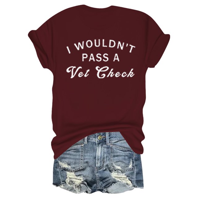 Liquidation! Uooqdmx T-Shirts Graphiques pour Femmes, Manches Courtes pour Femmes, Hauts Grande Taille pour Femmes, Haut Décontracté à Col Rond Imprimé Lettre, Hauts de Printemps pour Femmes 2025, Vin m