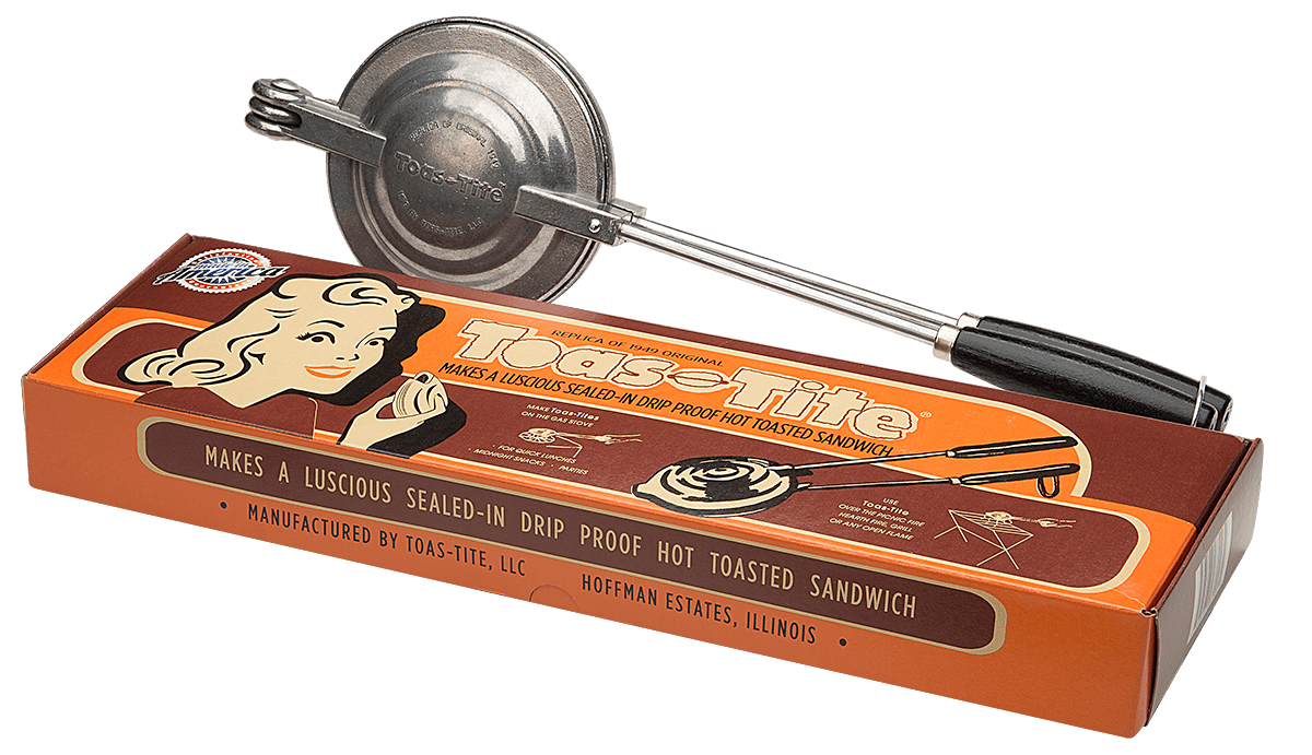 Stovetop Toasted Sandwich Snack Maker Round Pie Grill Iron Steel Rod Wood Handle 