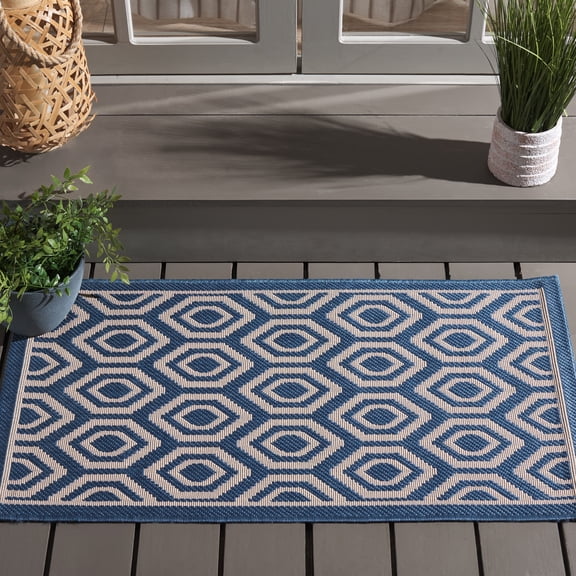 Safavieh Courtyard Amelia Geometric Indoor/Outdoor Area Rug, Blue/Beige, 2' x 3'7"