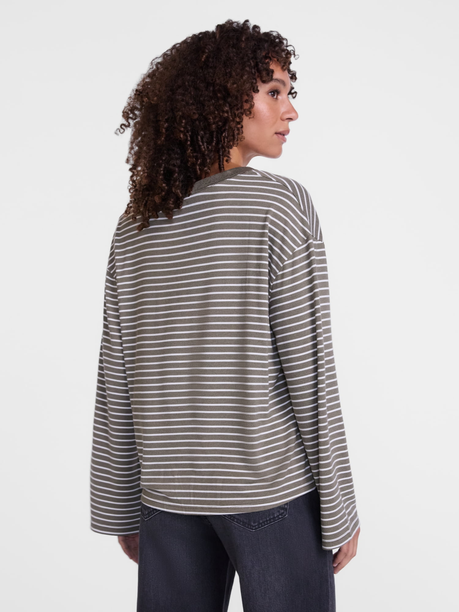 Scenario Women's and Women's Plus Relaxed Tee with Long Sleeves, Sizes XS-4X