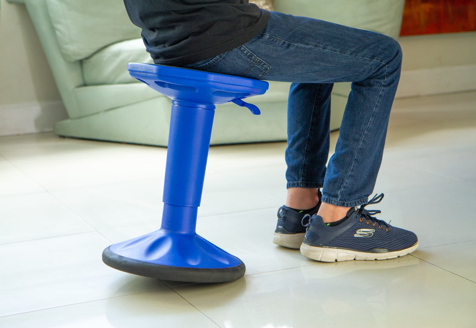 Adjustable Wobble Stool - Middle and High School Students - Flexible Seating For Classrooms - Adjusts From 17" - 23"