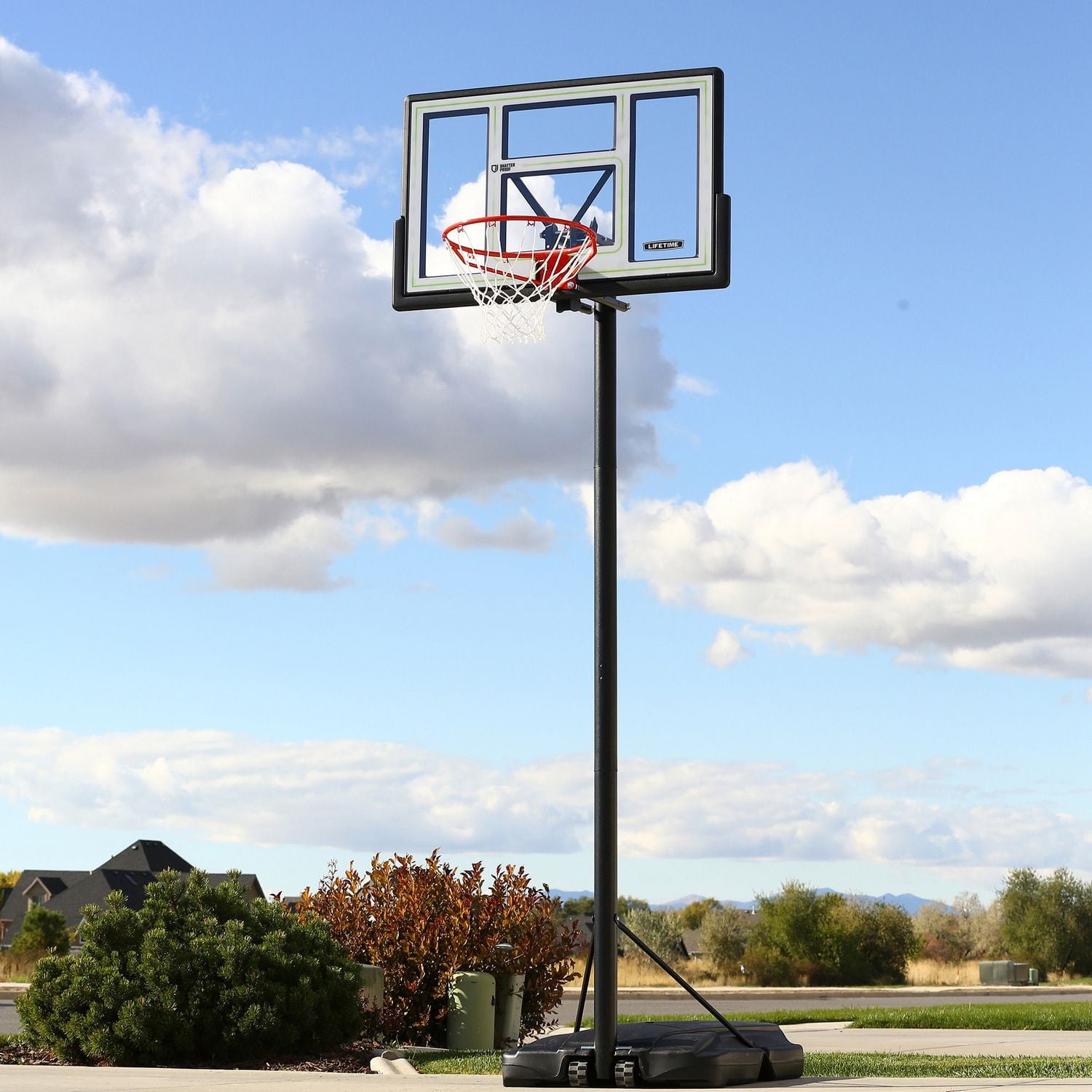 Lifetime 46" Courtside Portable Basketball System
