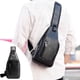 thumbnail image 5 of Bolsa de hombro de cuero para hombres y mujeres, mochila, bolsas de pecho, bolsa de día con orificio para USB y auriculares, gran capacidad, bolso de viaje de hombro, Negro, 5 of 7