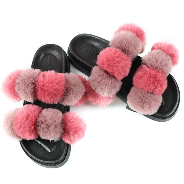 Women Furry Slippers Fashion Pom Pom Ball Faux Fur Slippers Fluffy Sandals