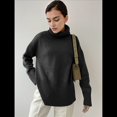 thumbnail image 4 of Suéter de Punto Holgado e Informal con Aberturas para Mujer, de Color Liso, con Cuello Alto, para Otoño e Invierno. Negro L, 4 of 10