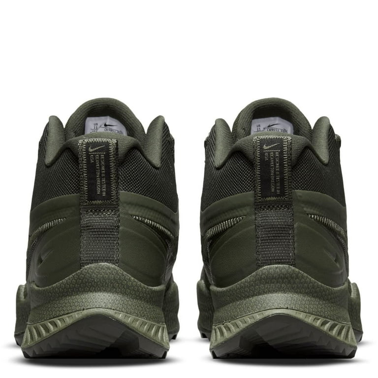 Nike shop outdoor trainers