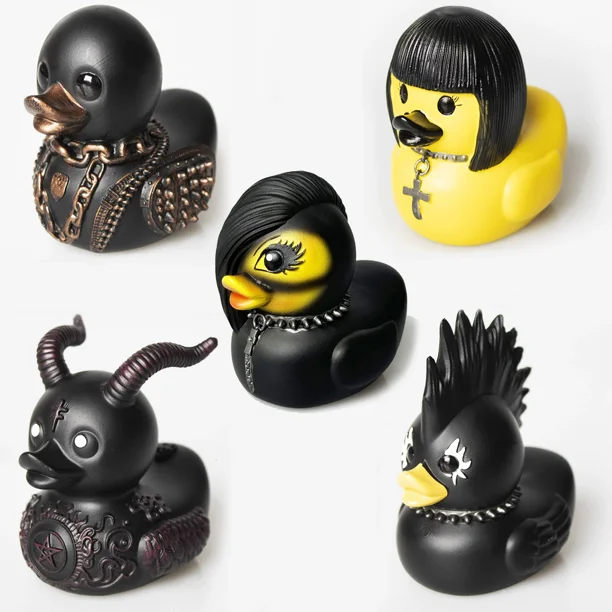 5 pack Goth Satanic Duck, VINYL Punk Ducks, Novelty Rock Ducky Ornaments Halloween Decoration Dark Satanic Duck Gothic Gifts Home Décor