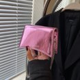 thumbnail image 4 of Nuevo bolso bandolera de PU con hebilla de cadena de lujo ligero para mujer, bolso de hombro de moda 2024, bolso para auriculares con diseño de lápiz labial de alta calidad, 4 of 5