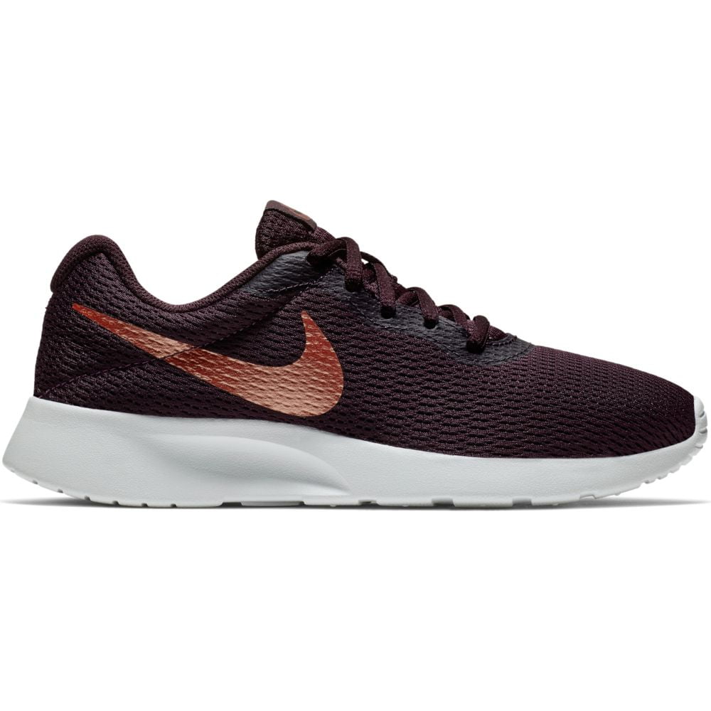 women's nike tanjun burgundy