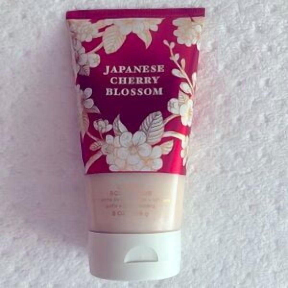 Bath & Body Works Creamy Body Scrub Japanese Cherry Blossom 8 oz