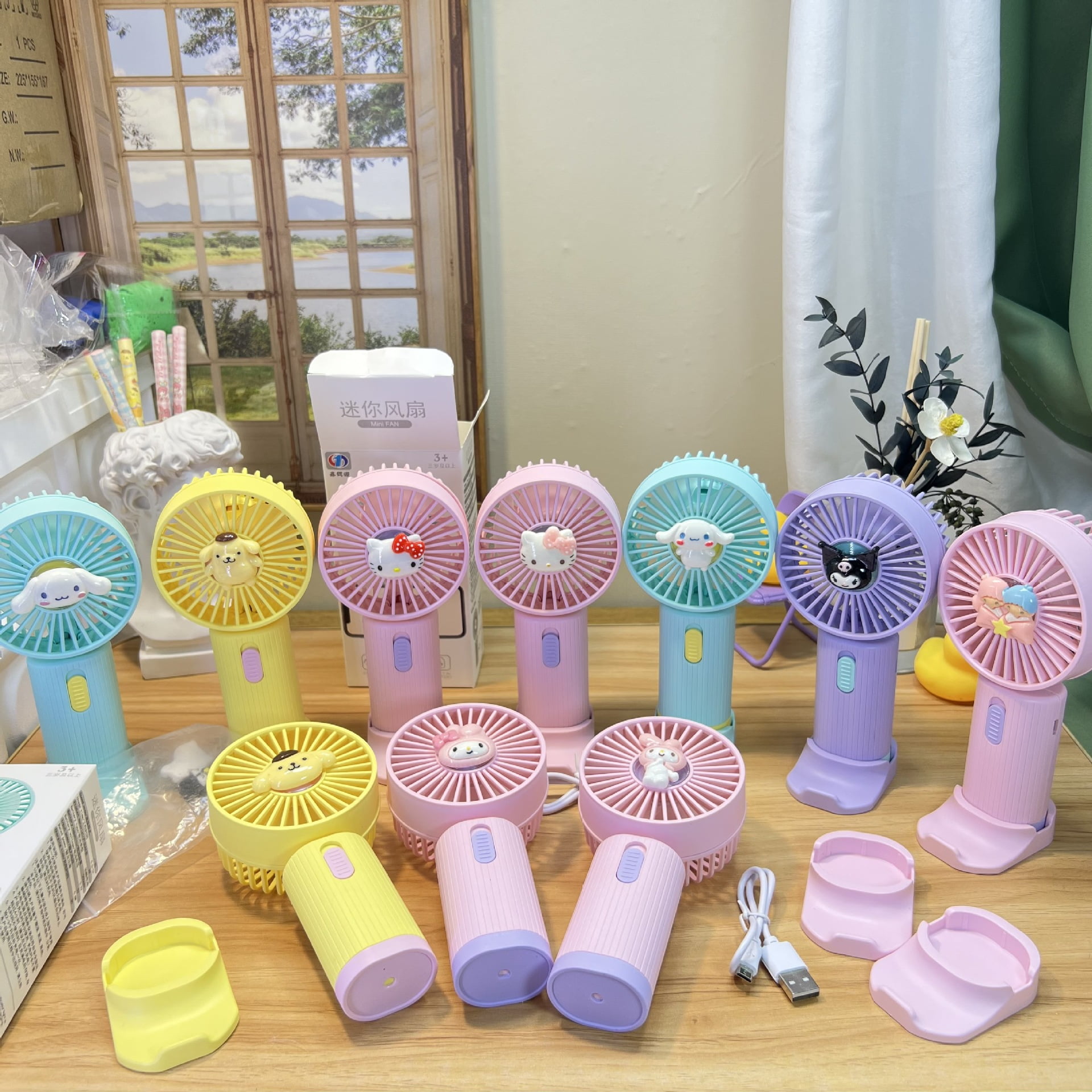 Kawaii Hello Kitty Rechargeable Fan USB Cartoon Portable Kawaii Hello Kitty Rechargeable Fan USB Cartoon Portable