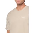 thumbnail image 3 of Remera BOSS con Logo en Contraste tipo Waffle, Manga Corta, color Cashew, talle XXL, 3 of 3