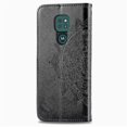 thumbnail image 3 of Funda con relieve de flores de mandala para Moto G9 Play, color negro, 3 of 5