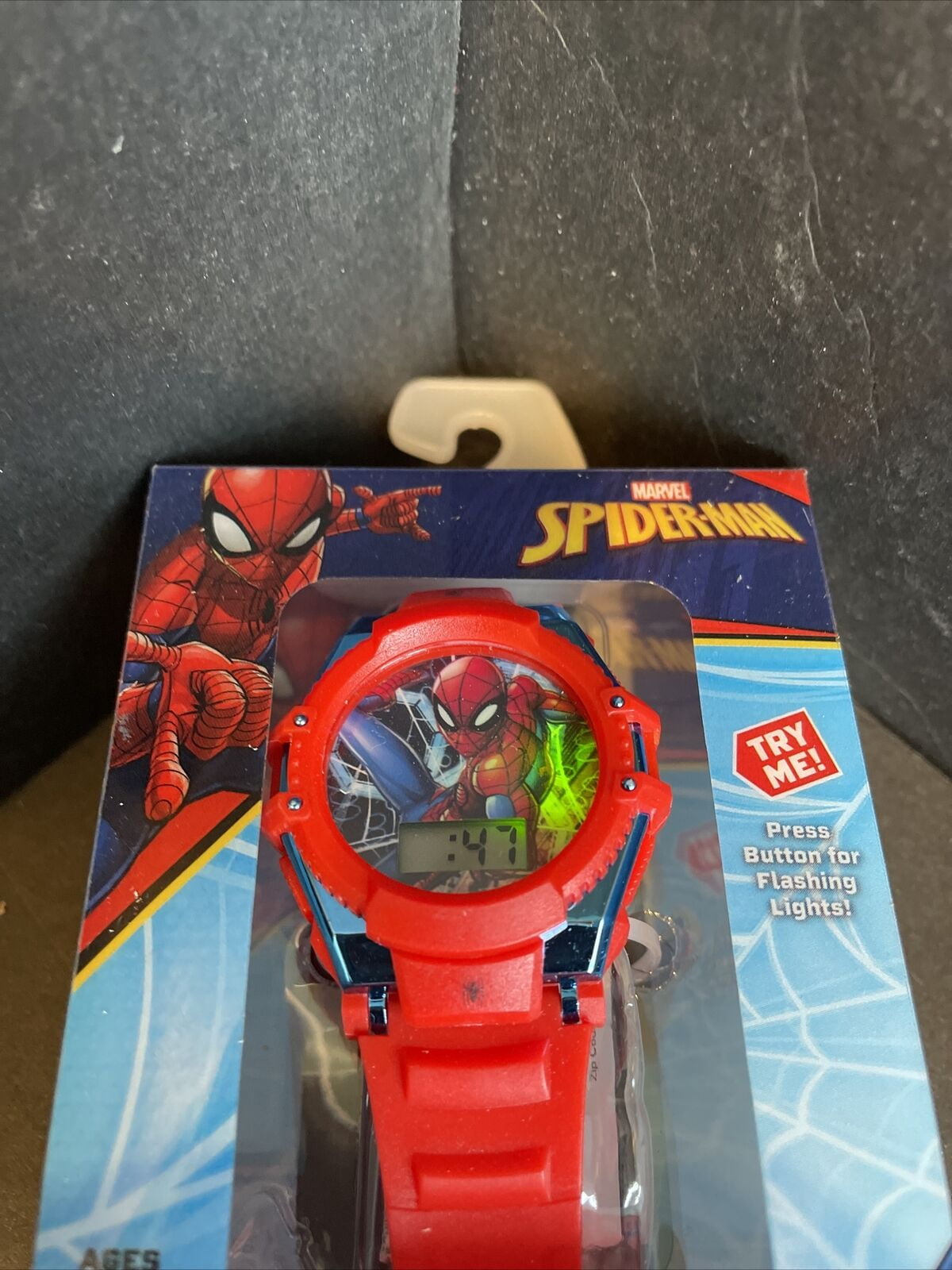 Marvel Spider Man Flashing LCD Watch with Molded Straps SPD4625WM