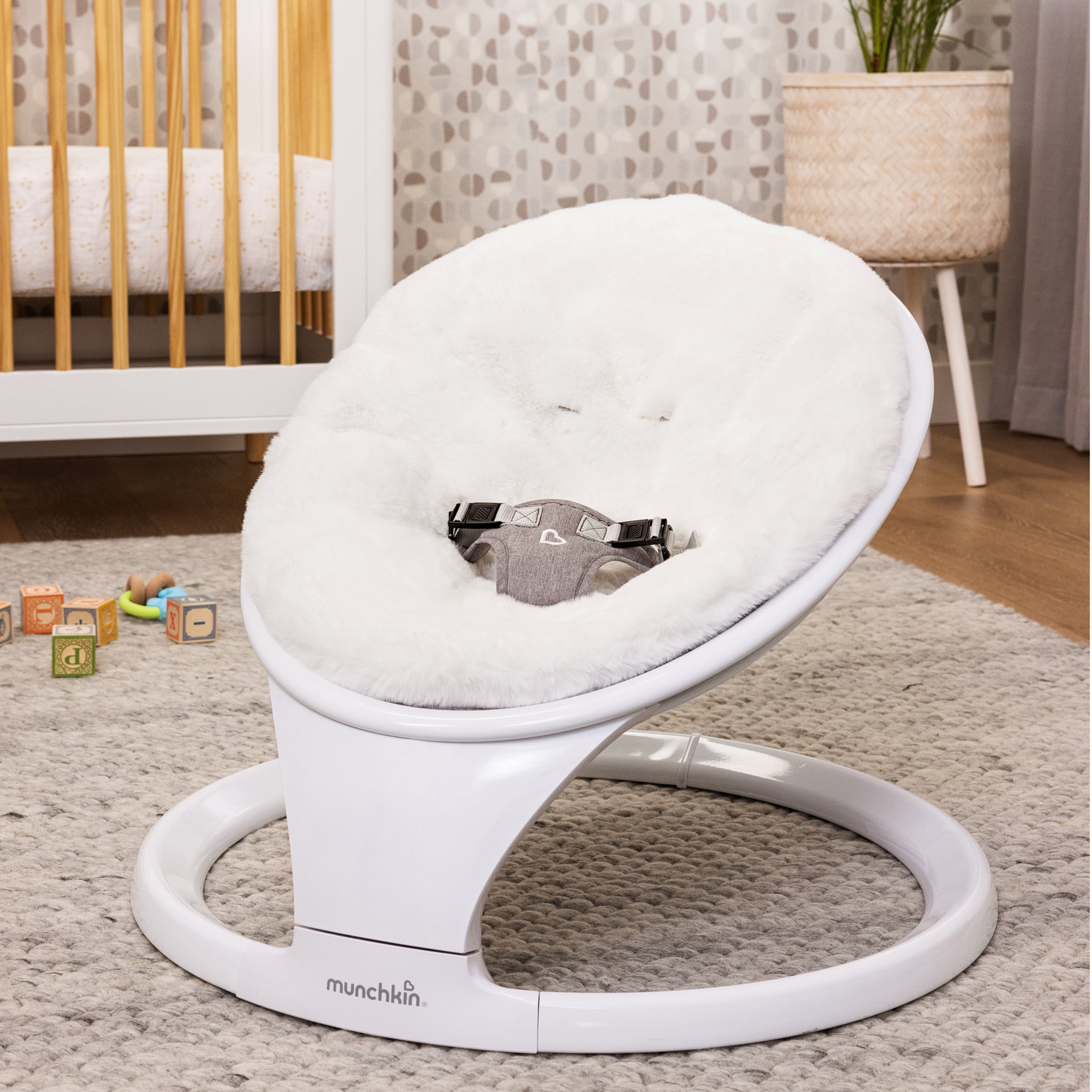 Munchkin® Seat Cover for Infant Baby Swing, Premium Ultra-Soft Faux Fur, White, Unisex