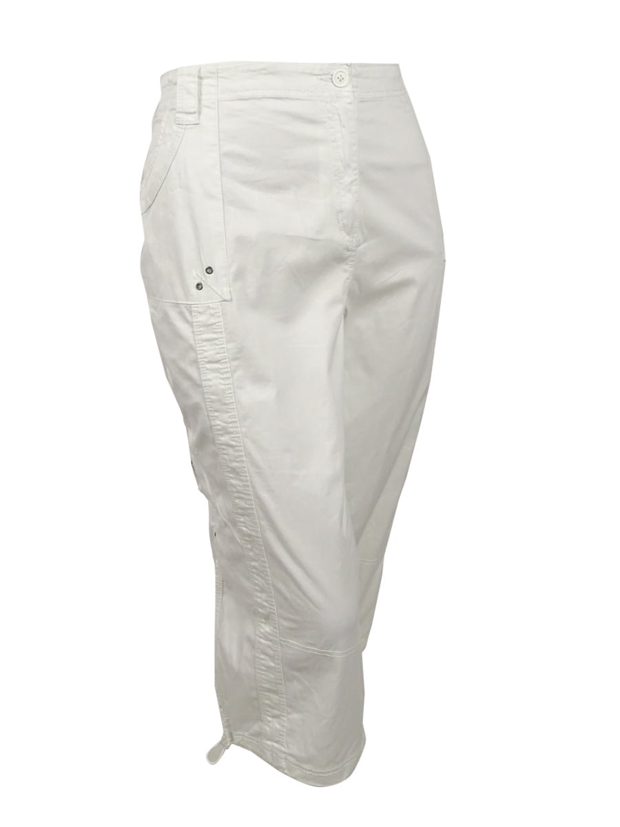white cargo capri pants