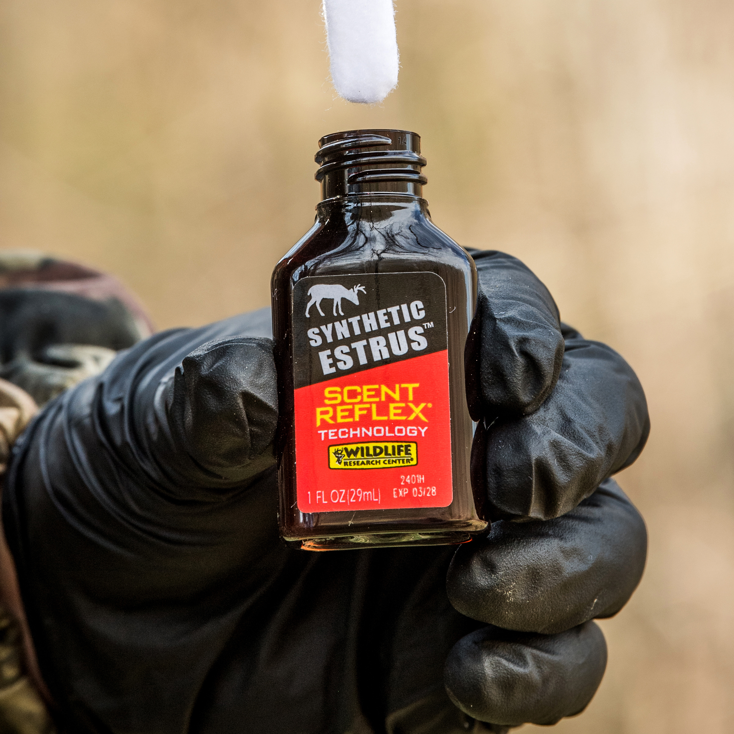 Wildlife Research Center, Synthetic Estrus 1 fl oz, Synthetic Doe Estrous Hunting Scent