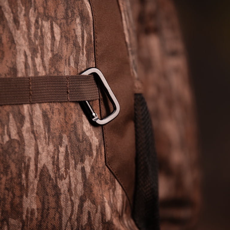 Mossy Oak 20L Hunting Backpack, New Bottomland Camo photo 6
