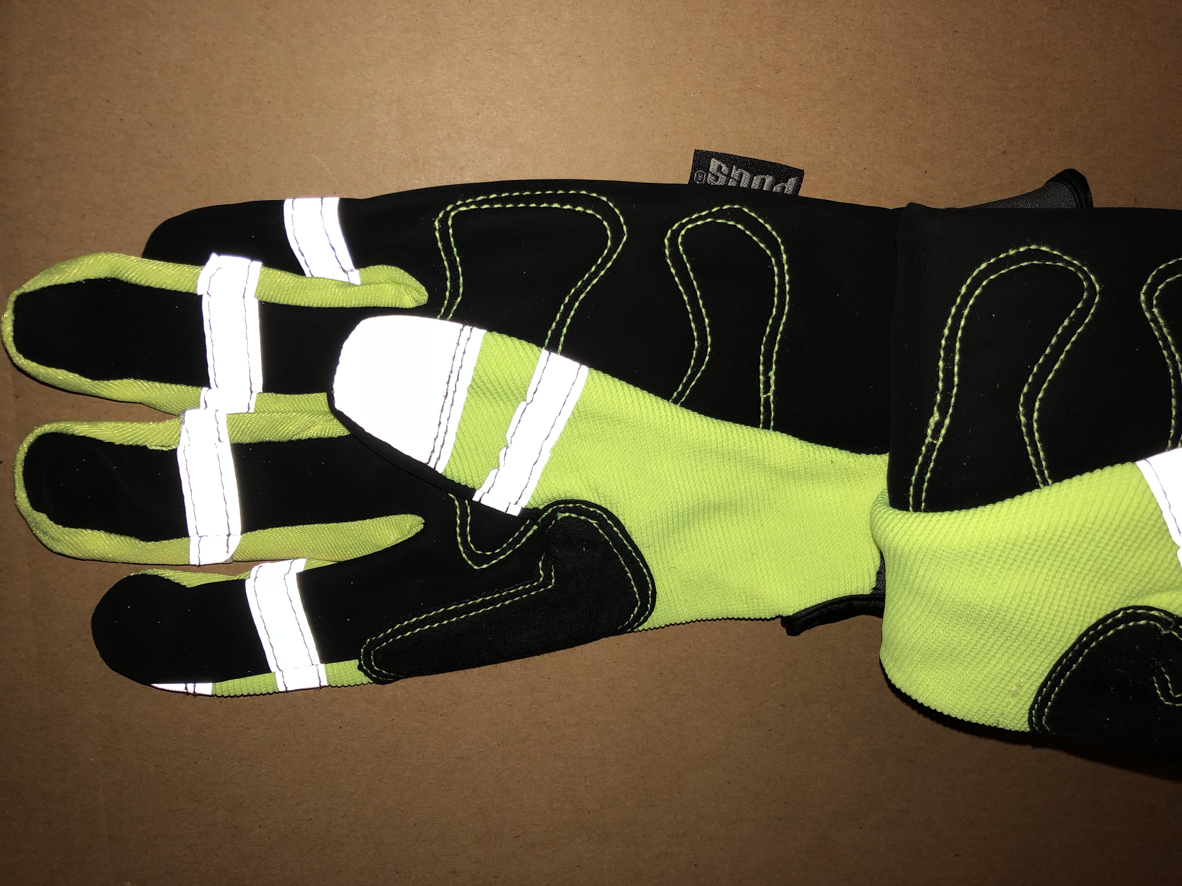 Shop Louis Vuitton DAMIER Gloves Gloves by ＊AMAZING＊