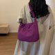 thumbnail image 4 of Bolso bandolera para mujer, bolso de hombro acolchado de Color sólido para viajes al aire libre, 4 of 7