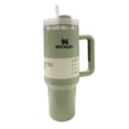 thumbnail image 1 of Aislado Al 30 Onzas Acero Inoxidable Tazas para Coche (verde Retro), 1 of 9