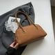 thumbnail image 2 of Bolso Hombro para Mujer Ante Sintético Con Múltiples Bolsillos El (marrón), 2 of 9