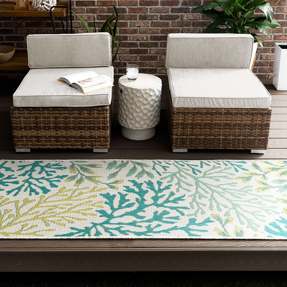 Mohawk Home Underwater Cove Outdoor Area Rug, Teal, 2' 6" x 6'