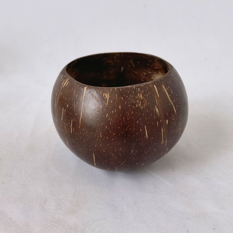 Xinwanna Handmade Storage Bowl Burr Free Multi-Purpose Natural Coconut Shell Candle Holder Bowl Home Decor , Size: Small