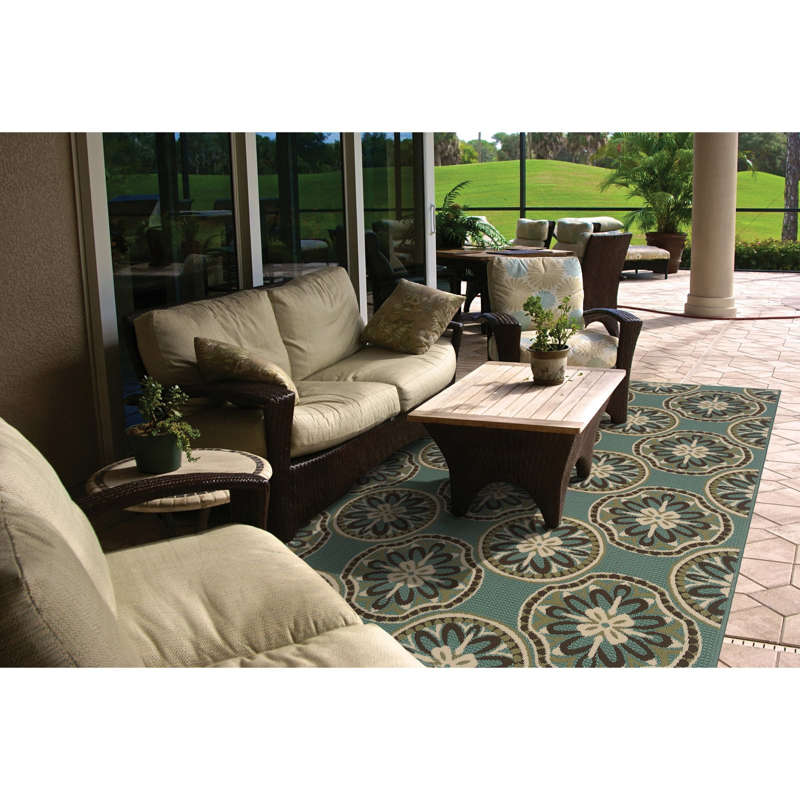 Avalon Home Malibu Floral Trellis Indoor/Outdoor Area Rug
