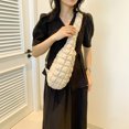 thumbnail image 4 of Bolso bandolera acolchado Bolso nube suave de color sólido Bolso hobo fruncido para mujer, 4 of 9
