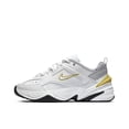 thumbnail image 1 of Zapatillas clásicas M2K Tekno blancas de platino puro, unisex, cómodas, de suela gruesa, estilo retro, informales, de caña baja, 1 of 4