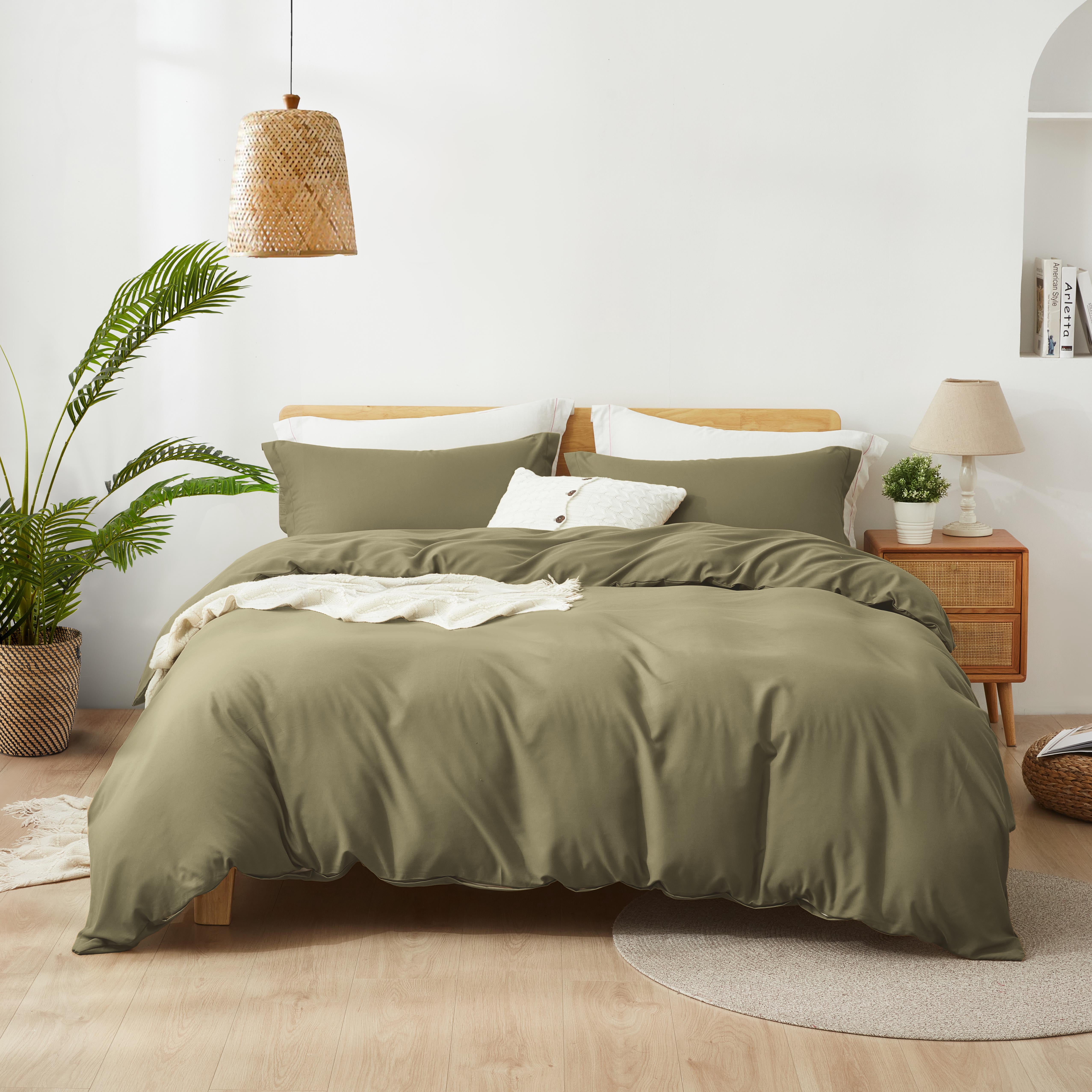Alazuria Duvet Cover Set Soft Prewashed Microfiber with zipper and 4 corner ties Olive Green color Twin size ( 90" x 68" )
