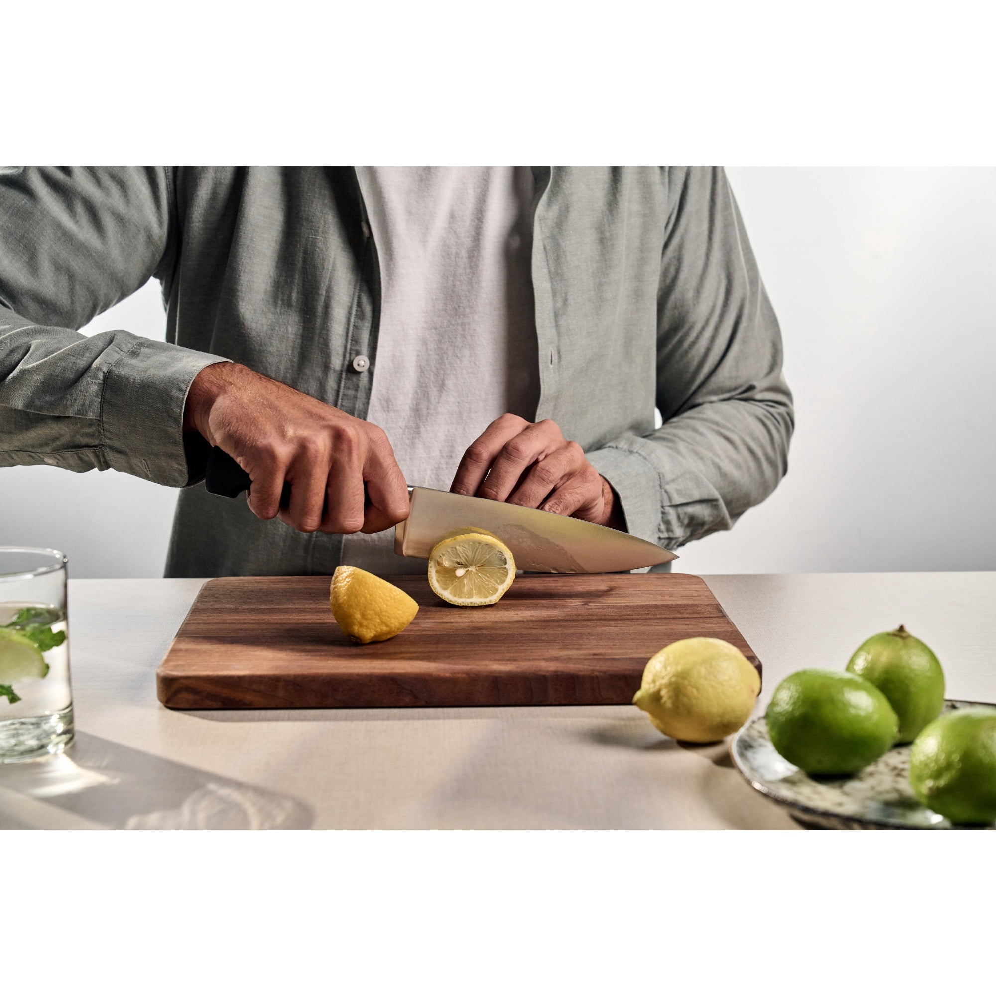 ZWILLING Four Star 7-inch Chef's Knife