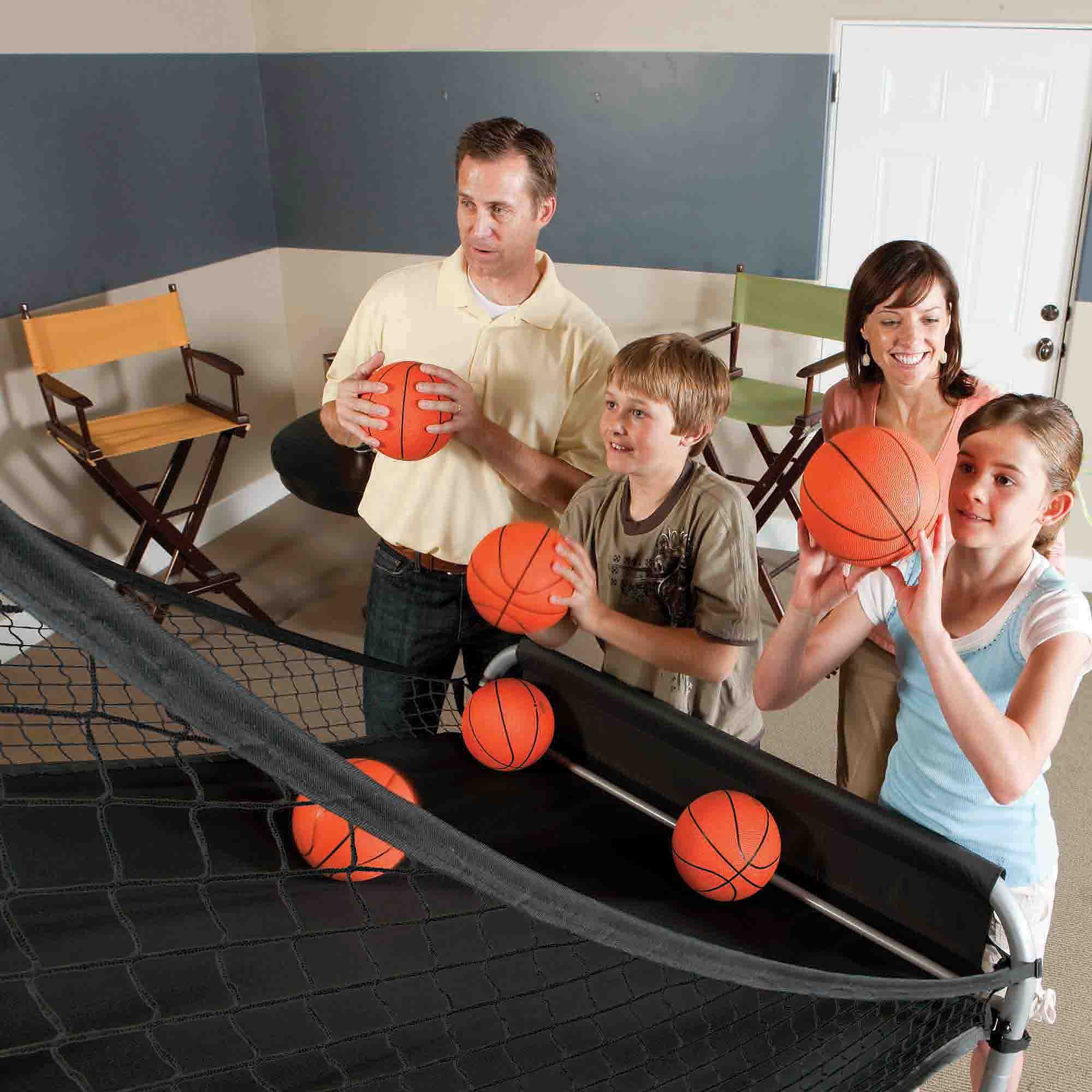 Развлечения в подарок. Домашний баскетбол для детей. Arcade баскетбол игра. Баскетбол домашний для детей фото. Double shot игра.