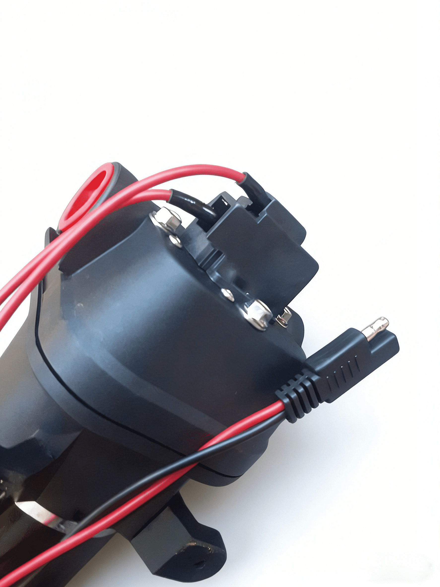 CAMPLUX 12V Water Pump 3.3GPM,Water Pressure Diaphragm Pump Set 40PSI,12.5LPM for RV, Camper