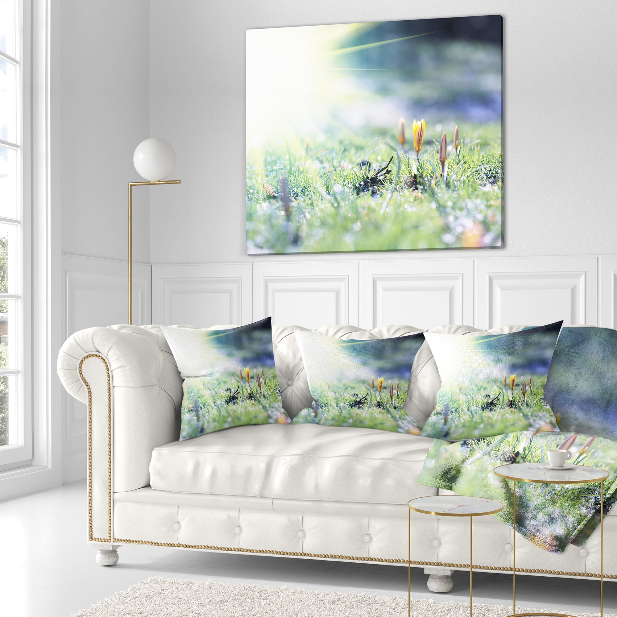 Designart Beautiful First Spring Flowers At Dawn - Floral Throw Pillow - 18x18