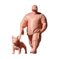 thumbnail image 1 of Figura de un tipo genial paseando a su perro a escala 1/64, decoración para diorama, modelo premium de minicolección. Despegar, 1 of 9