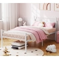 thumbnail image 4 of Cadre de Lit en Métal en Forme de Cœur - Lit Plateforme Format Simple pour Filles et Garçons - Structure en Métal Robuste - Rangement sous le Lit - Aucun Sommier Requis - Assemblage Facile - Rose, 4 of 5