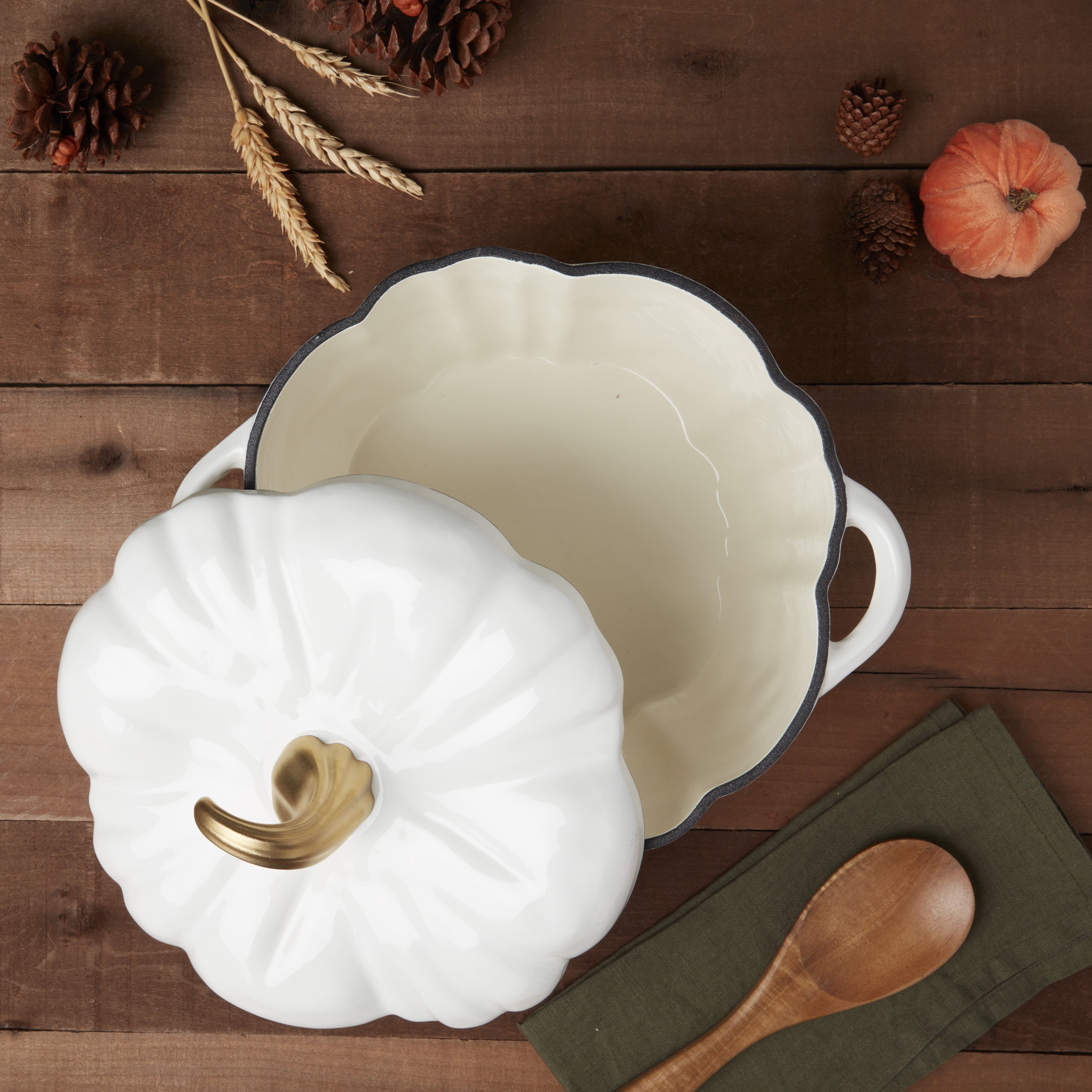 Smith & Clark 4 Quart Pumpkin Enameled Cast Iron Dutch Oven Casserole Pot with Lid, White