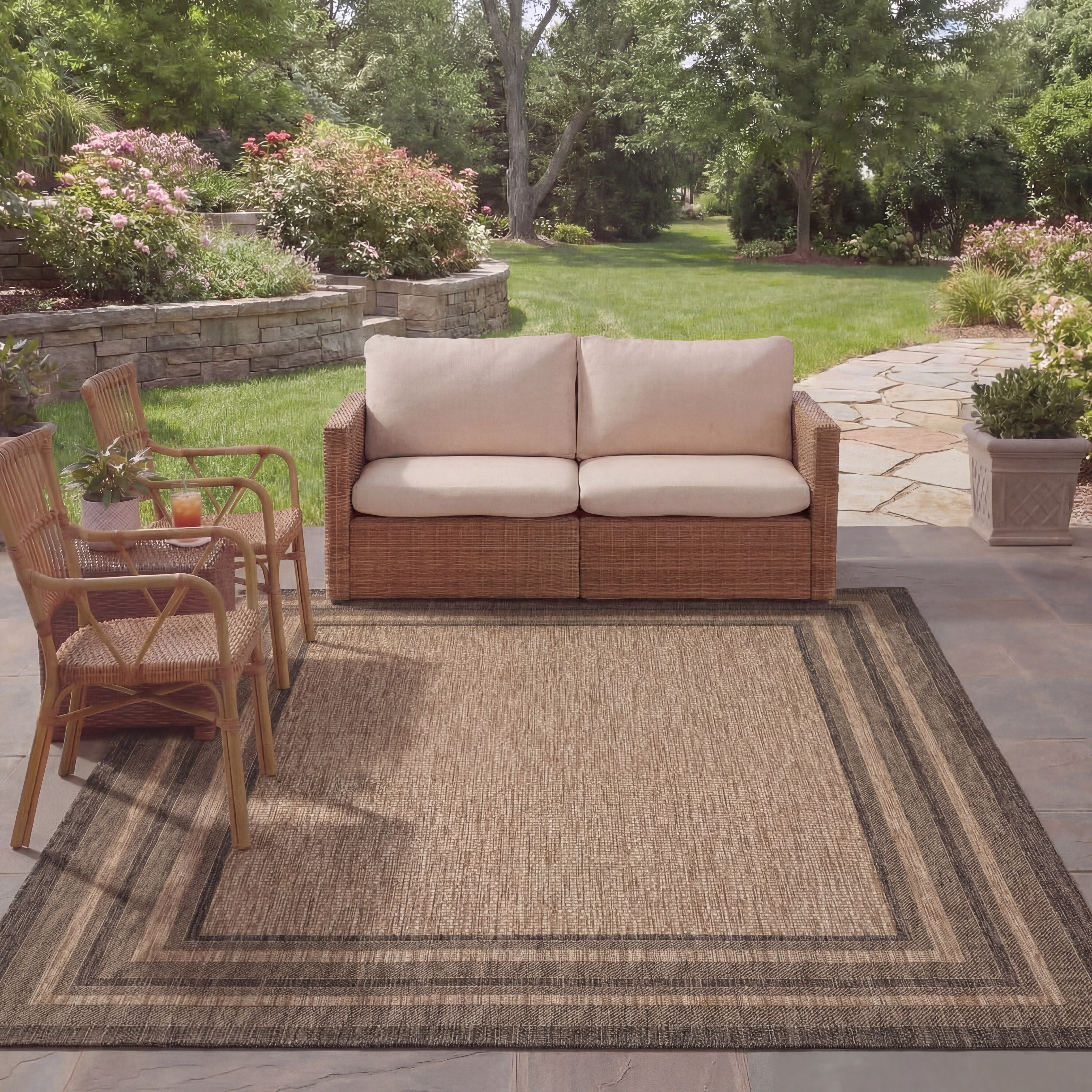 Safavieh Courtyard Ercan Bordered Indoor/Outdoor Area Rug, Natural/Black, 8' x 11'