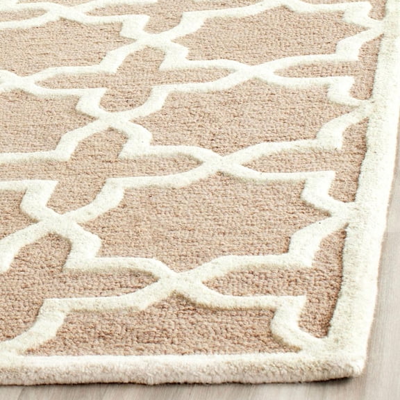 SAFAVIEH Cambridge Liz Geometric Wool Area Rug, Beige/Ivory, 6' x 9'